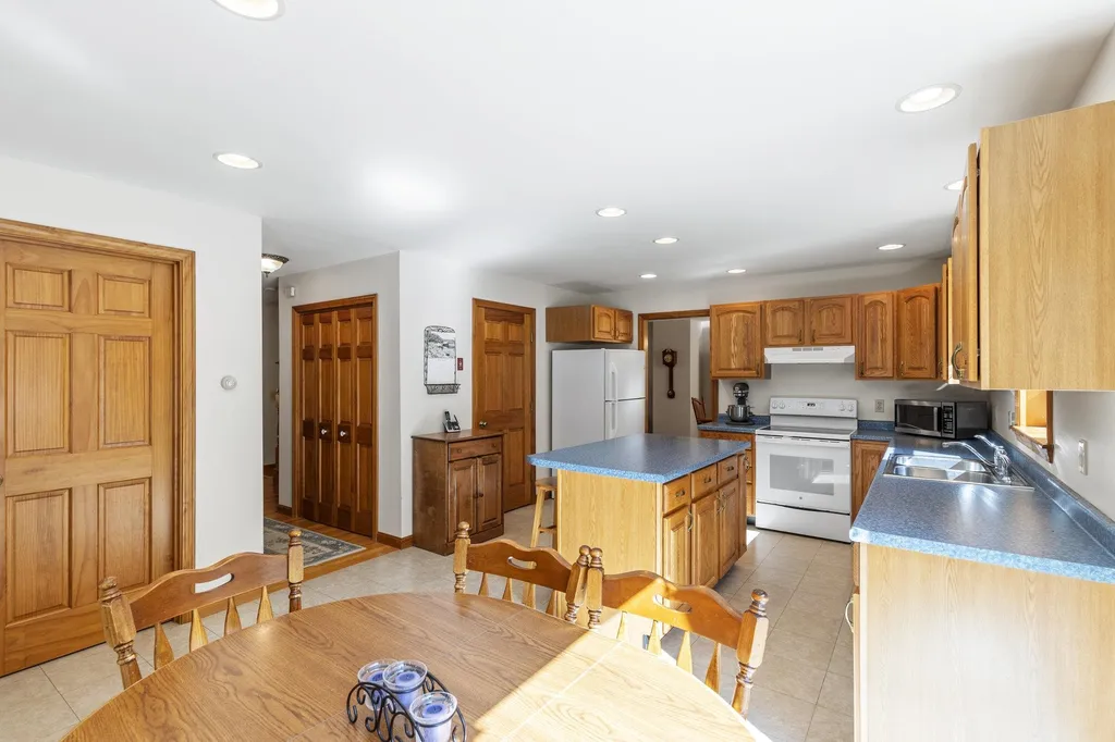 42 Sullivan Farm Drive Rochester NH 03868