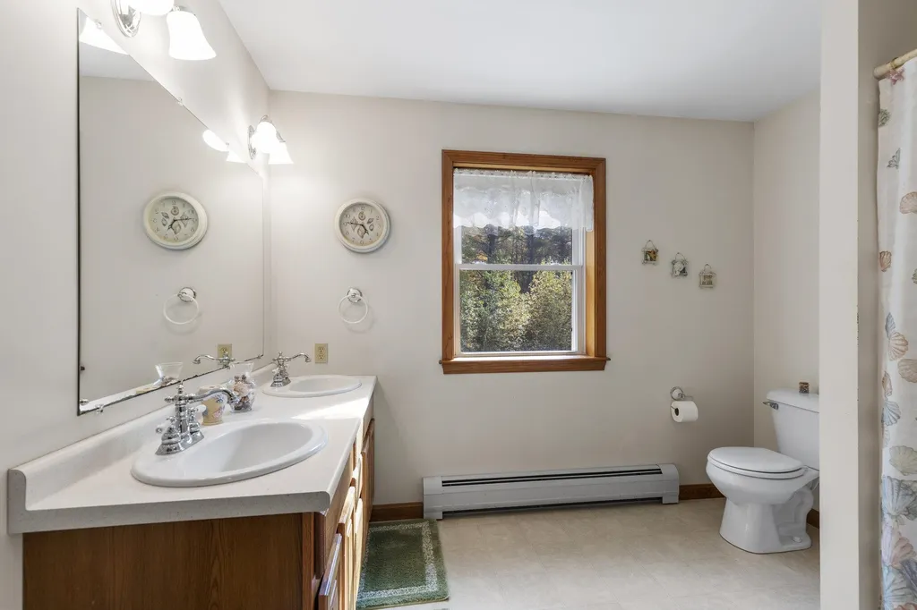 42 Sullivan Farm Drive Rochester NH 03868