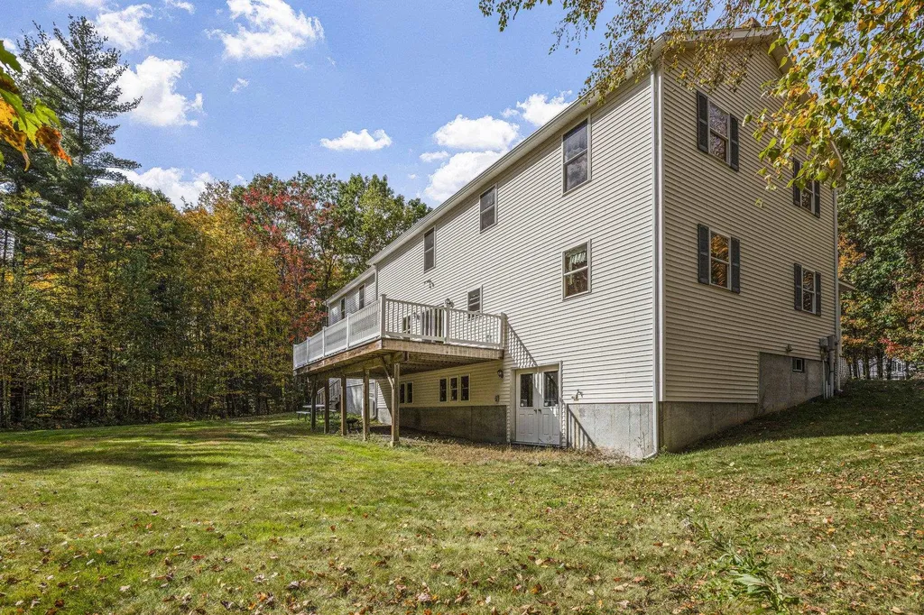 42 Sullivan Farm Drive Rochester NH 03868