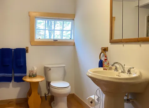 11 Neils Lane Grafton NH 03240