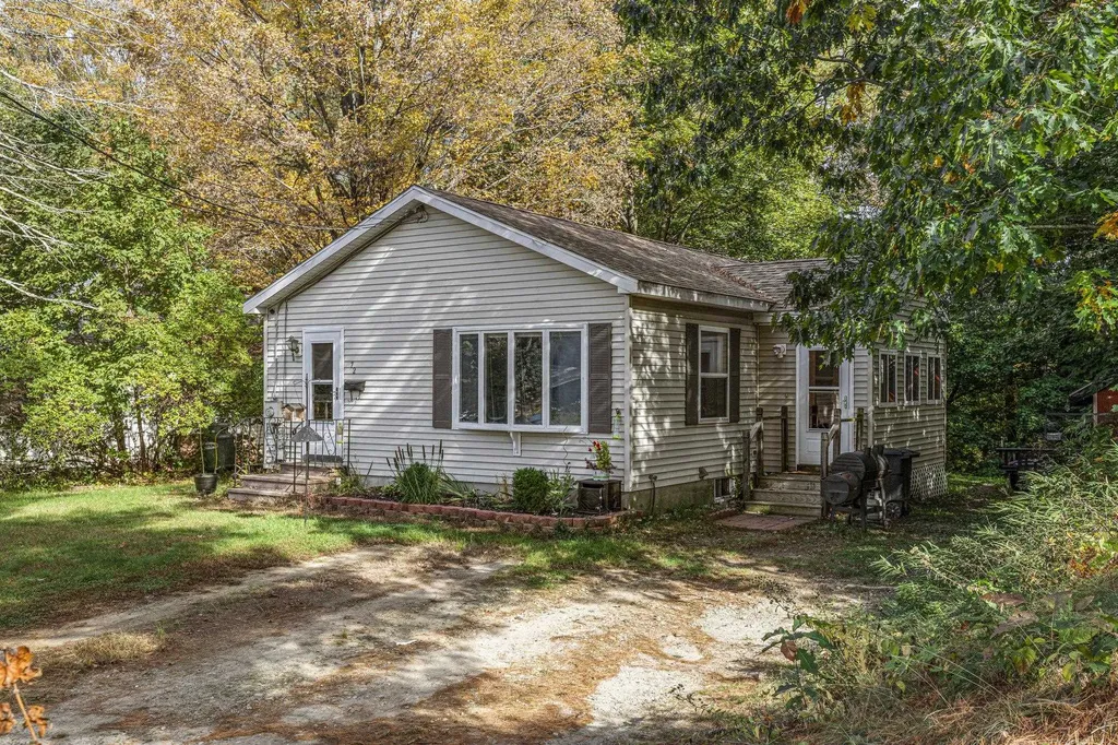 72 Lone Star Avenue Farmington NH 03835
