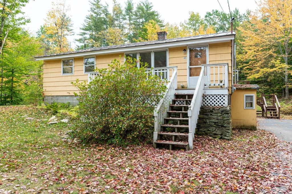 43 Queen Street Boscawen NH 03303