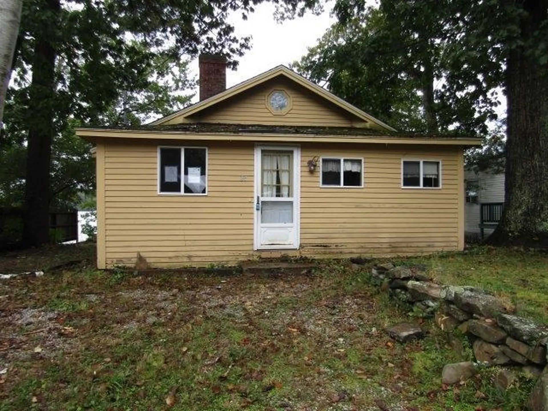 24 Cecil Avenue Hampstead NH 03841