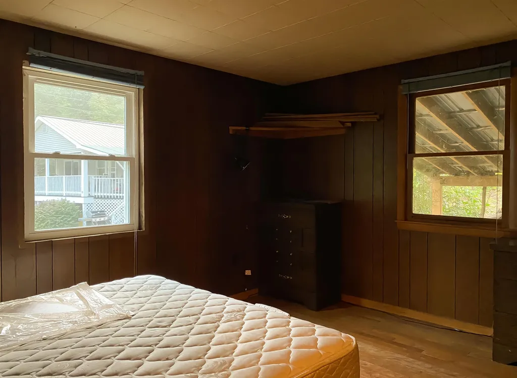 11 Doolittle Drive Enfield NH 03748