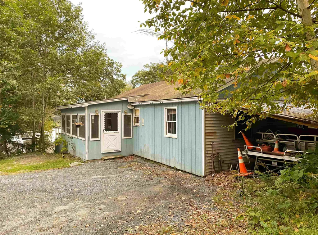 11 Doolittle Drive Enfield NH 03748