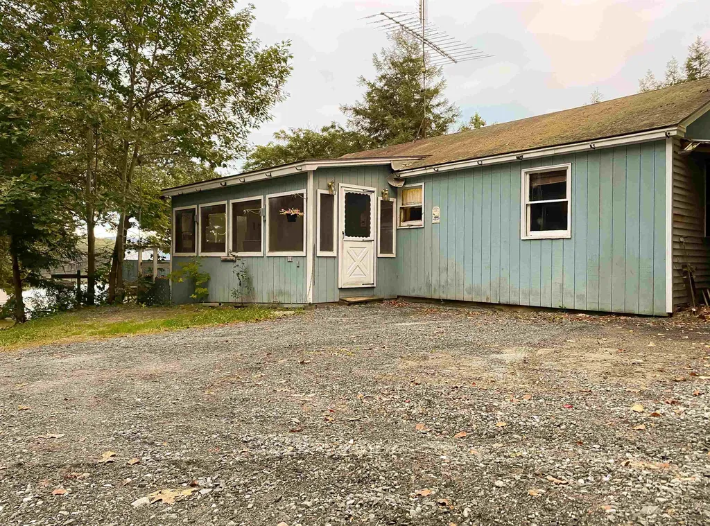 11 Doolittle Drive Enfield NH 03748