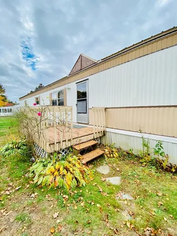 20 Chesley Road Campton NH 03223