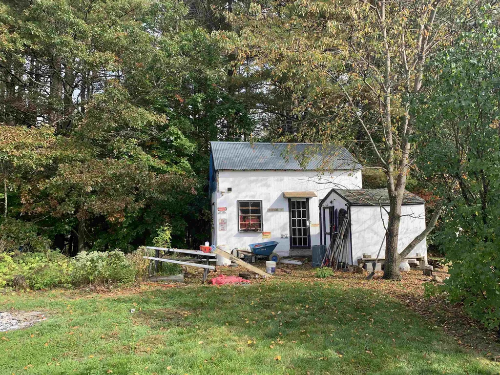 193 Spruce Drive Farmington NH 03835