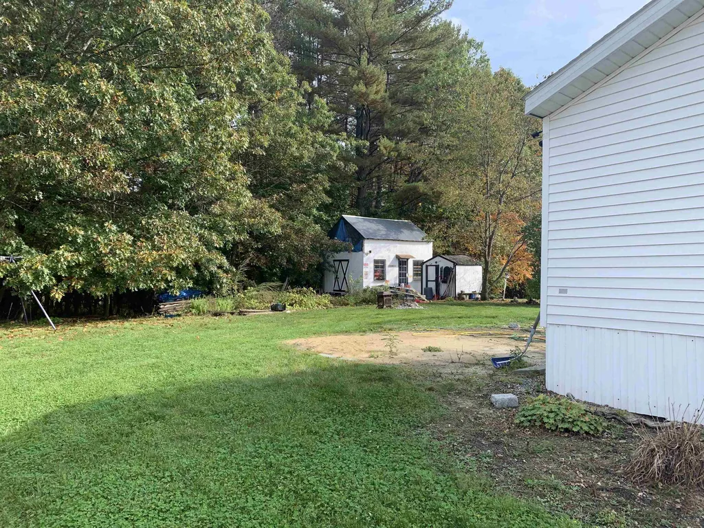 193 Spruce Drive Farmington NH 03835