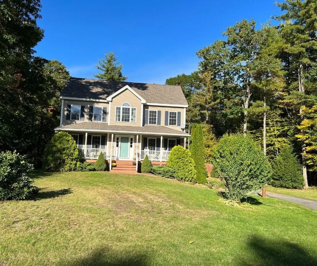 142 Tuck Drive Fremont NH 03044