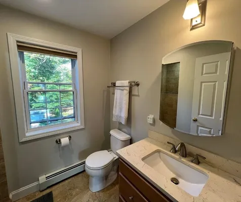 142 Tuck Drive Fremont NH 03044