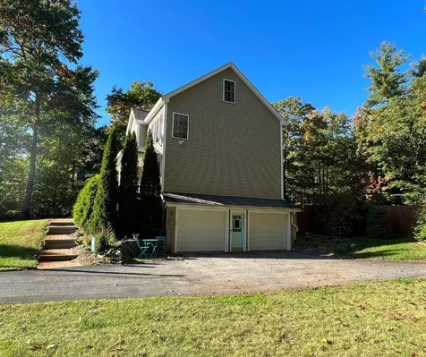 142 Tuck Drive Fremont NH 03044