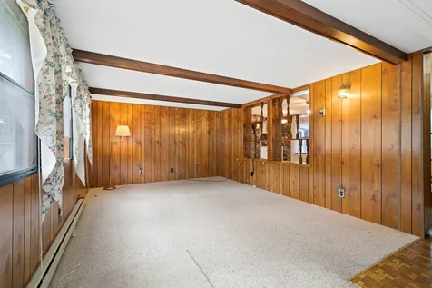 22 Oak Grove Trail Nashua NH 03062