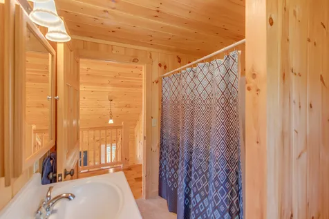 60 Coventry Ridge Road Franconia NH 03580