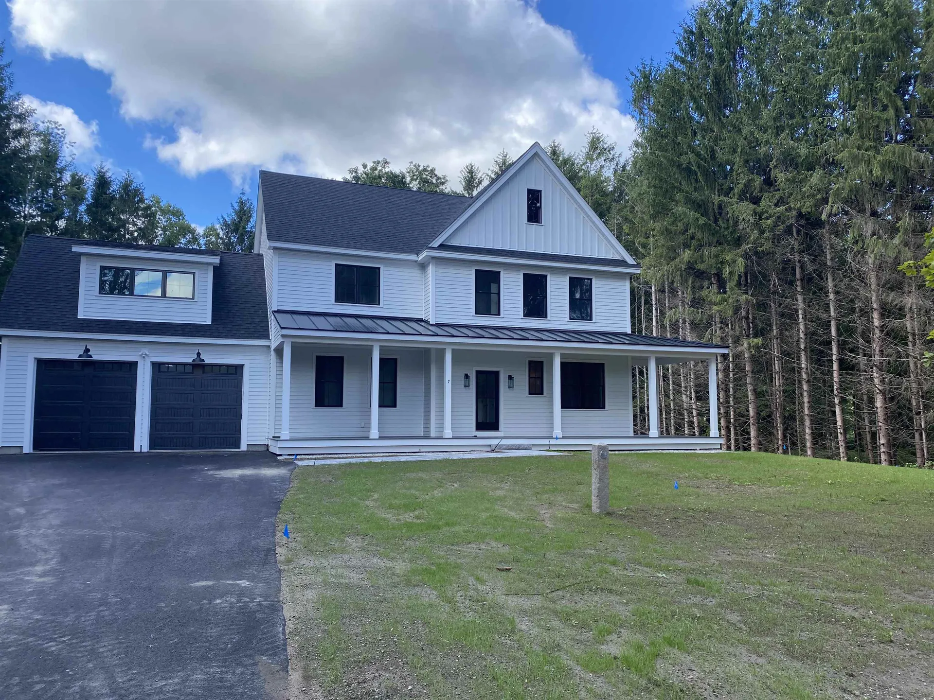 7 Sandy Point Road Stratham NH 03885