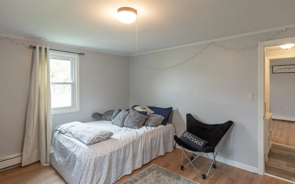 13 Russell Road Langdon NH 03602
