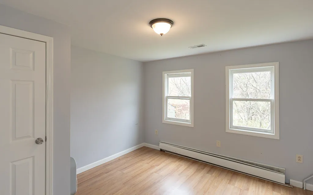 13 Russell Road Langdon NH 03602