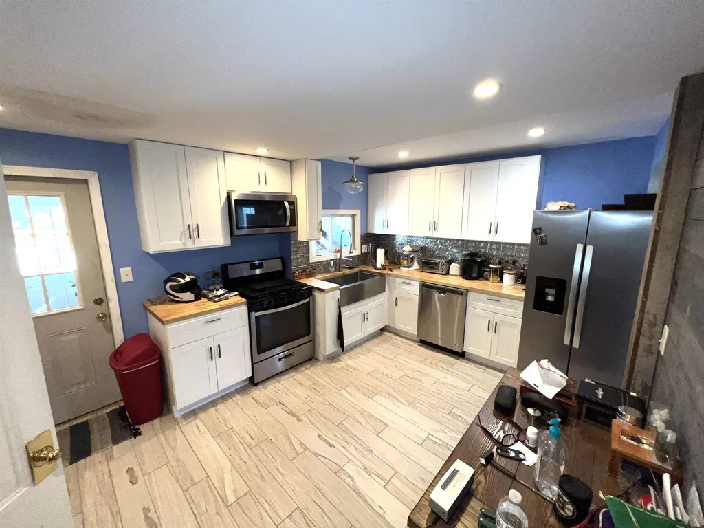 721 Belmont Street Manchester NH 03104