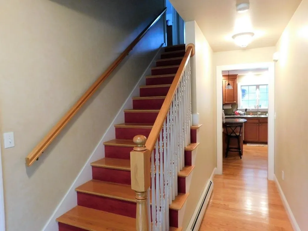 24 Benjamin Way Dover NH 03820