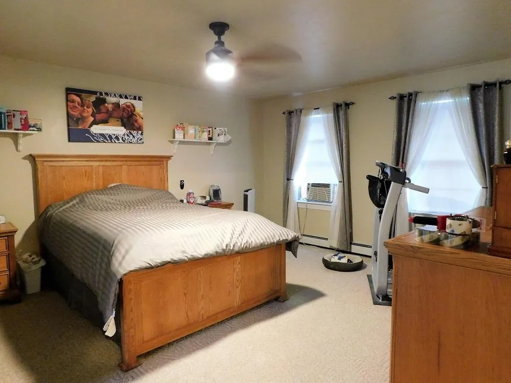 24 Benjamin Way Dover NH 03820