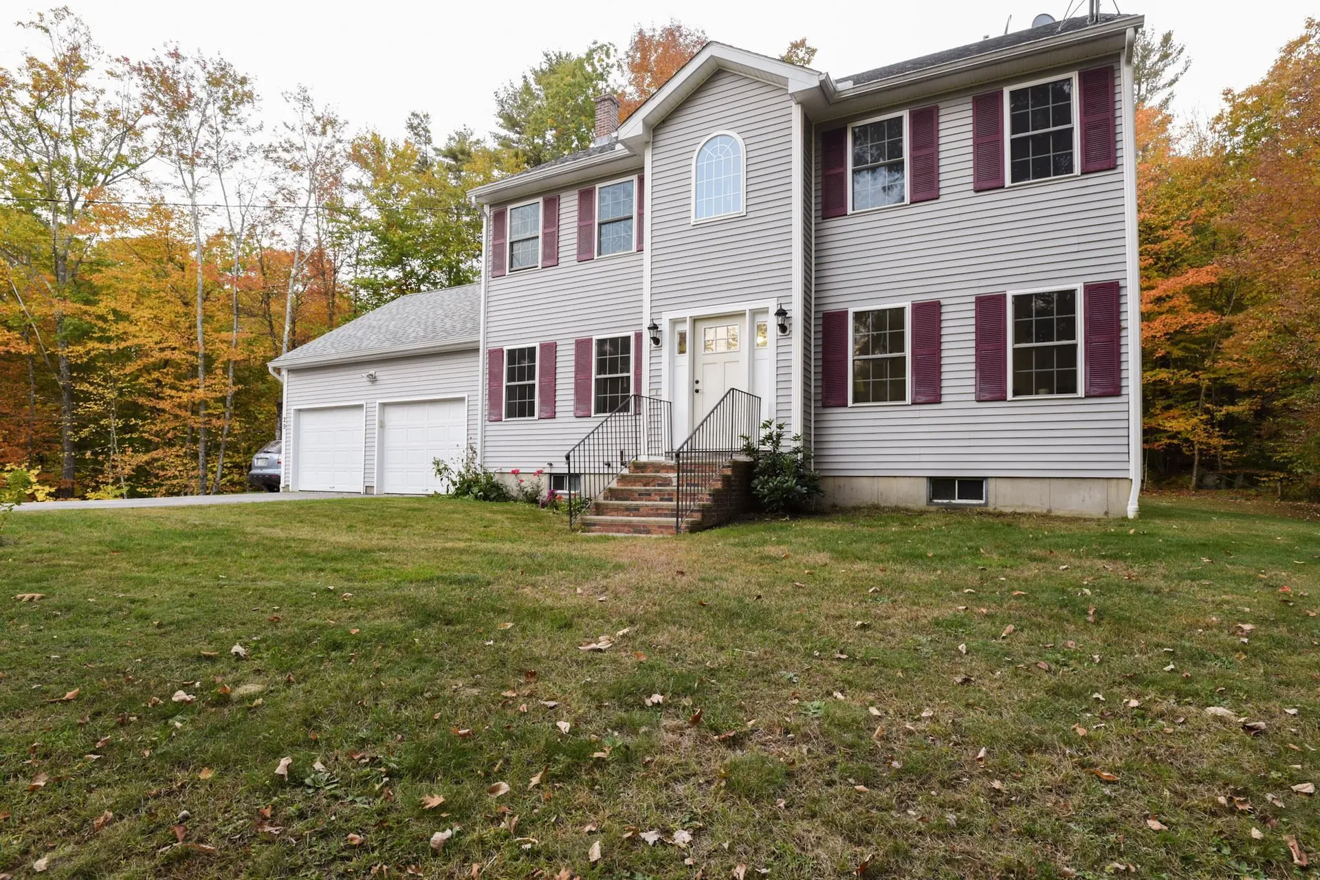 29 Colonial Way Stoddard NH 03464