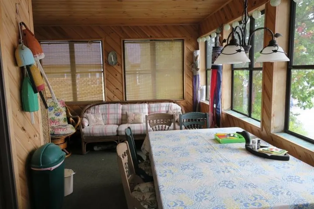 6 Scott Lane Deerfield NH 03037