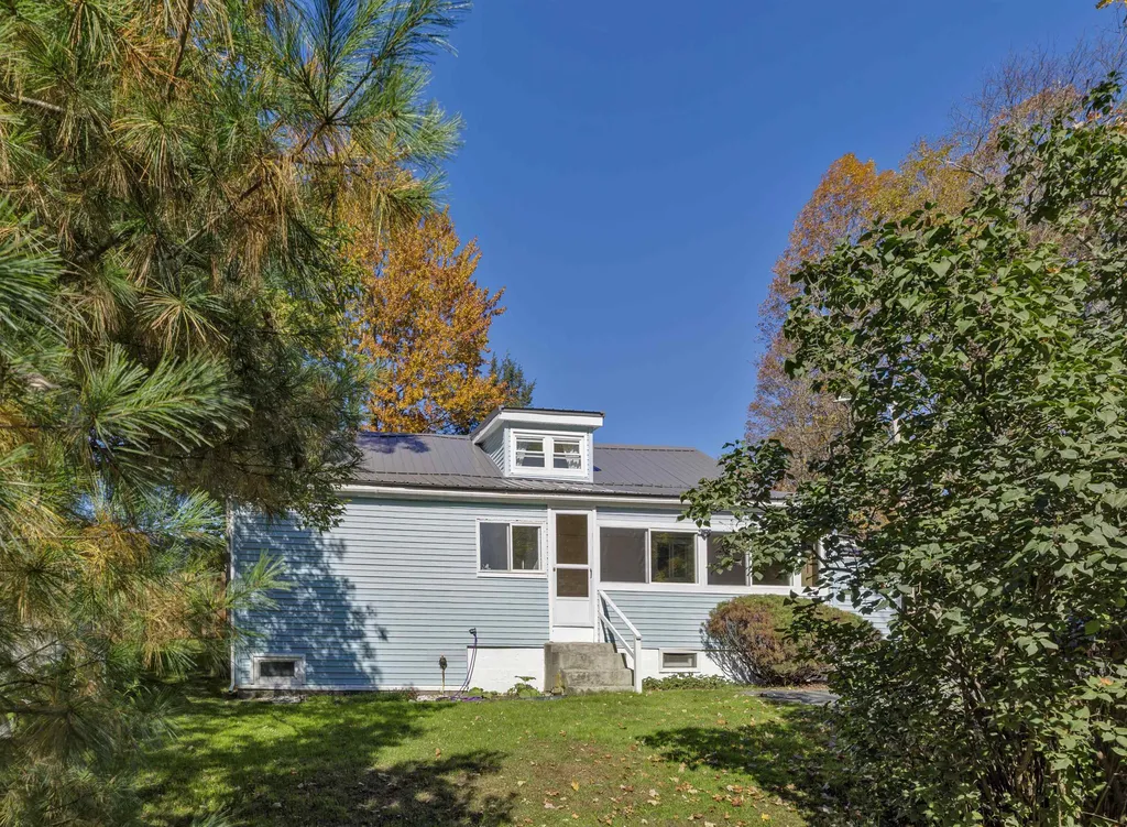 6 College Avenue Lebanon NH 03766