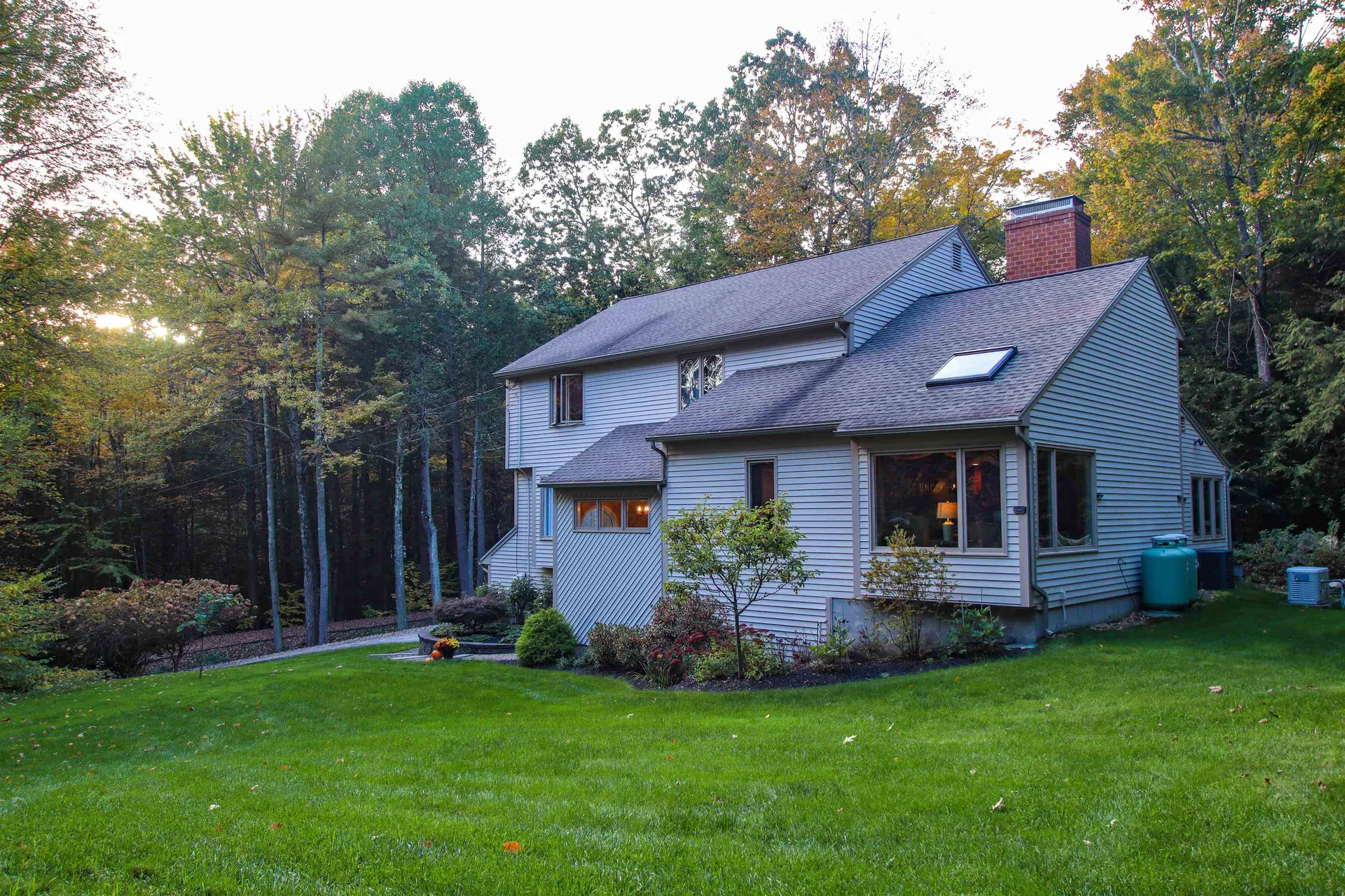 9 Tanglewood Way Amherst NH 03031