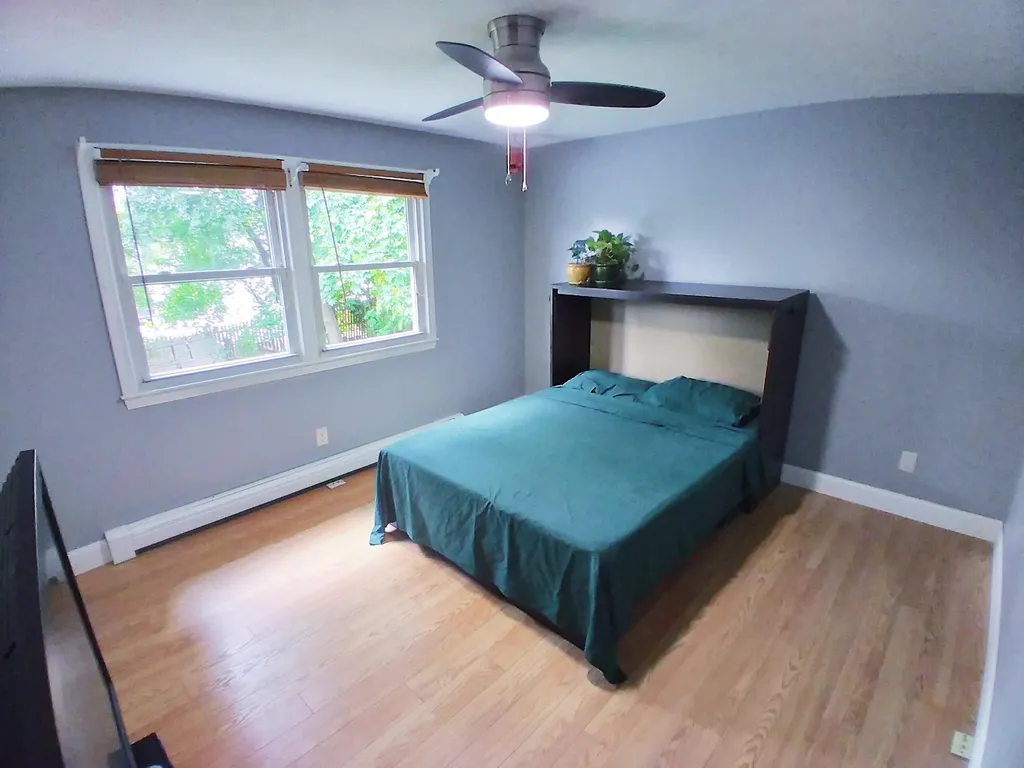 32 Maplehurst Avenue Manchester NH 03104