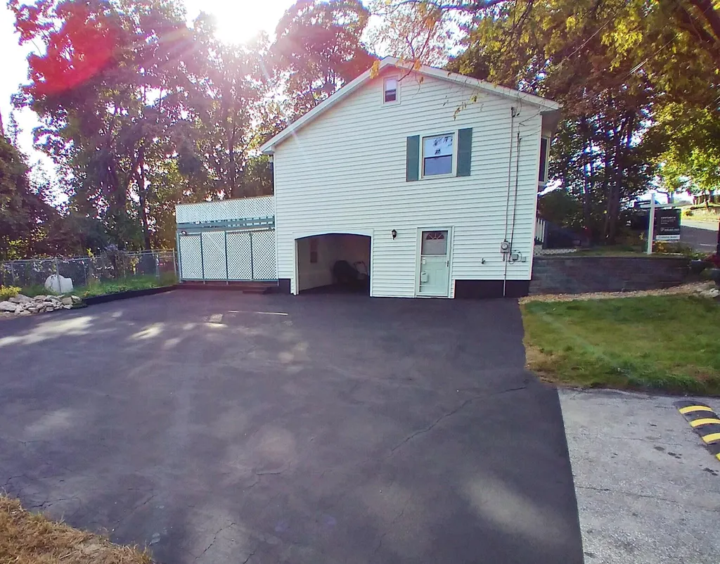 32 Maplehurst Avenue Manchester NH 03104