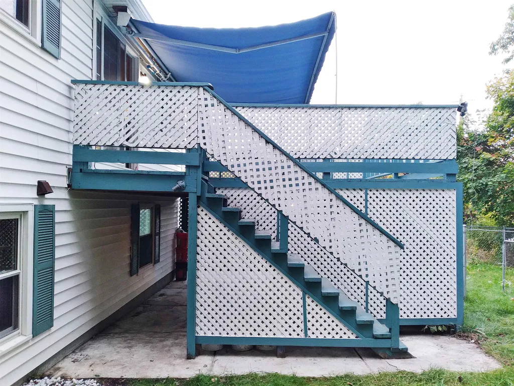 32 Maplehurst Avenue Manchester NH 03104