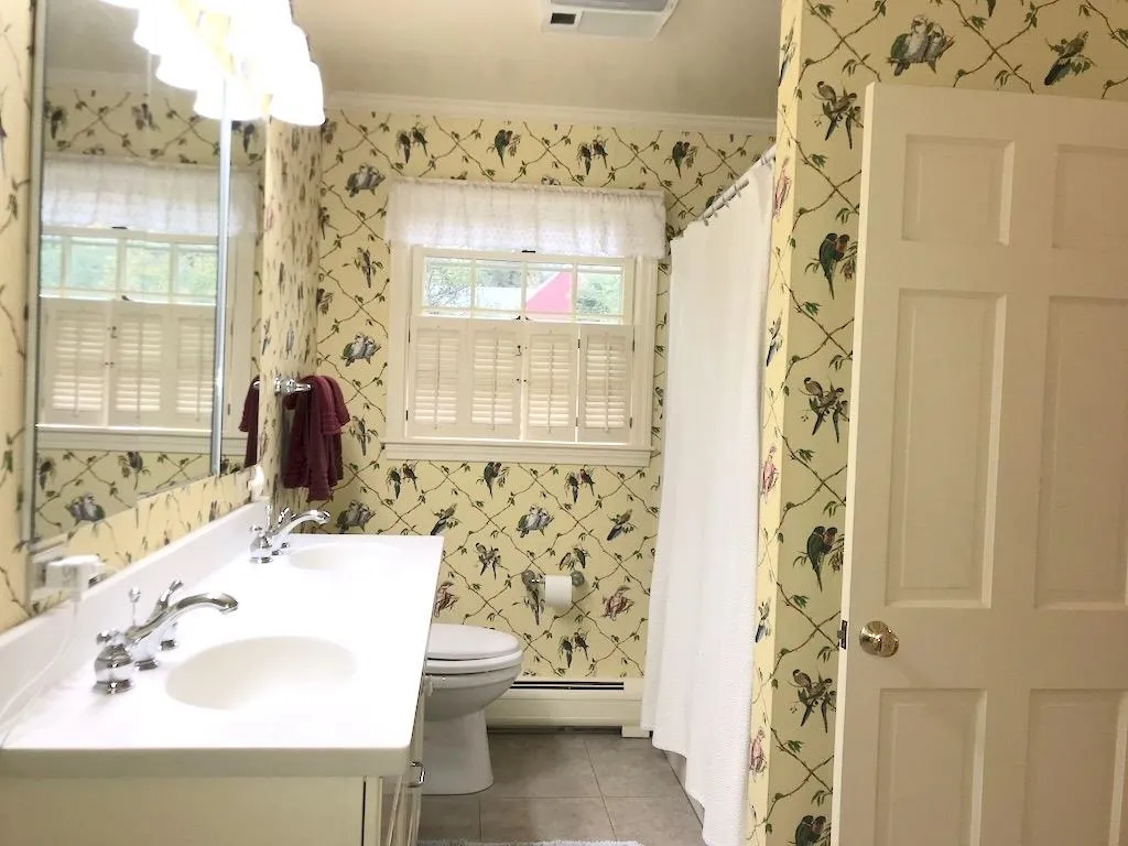 72 Kaufmann Drive Peterborough NH 03458