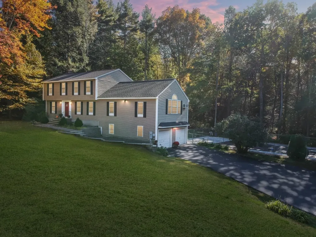 54 Horseshoe Road Windham NH 03087