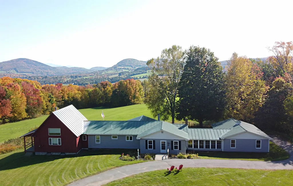 775 South Main Street Peacham VT 05862