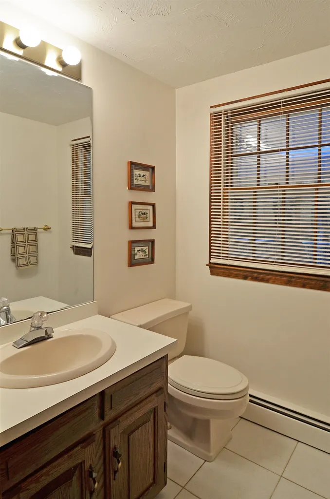 21 Oriole Drive Bedford NH 03110