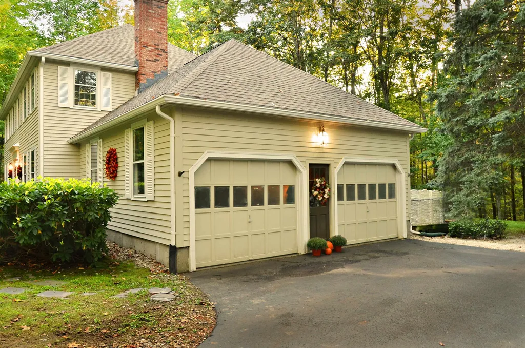 21 Oriole Drive Bedford NH 03110