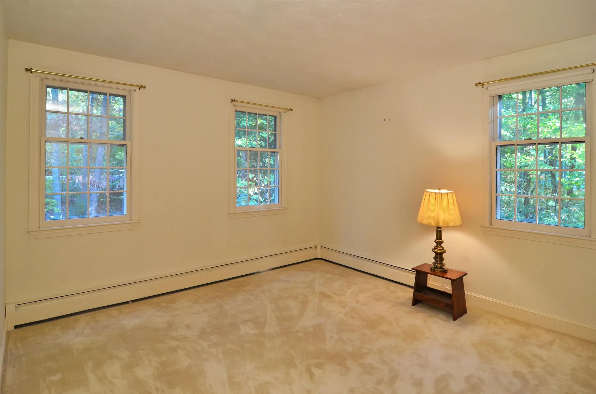 21 Oriole Drive Bedford NH 03110