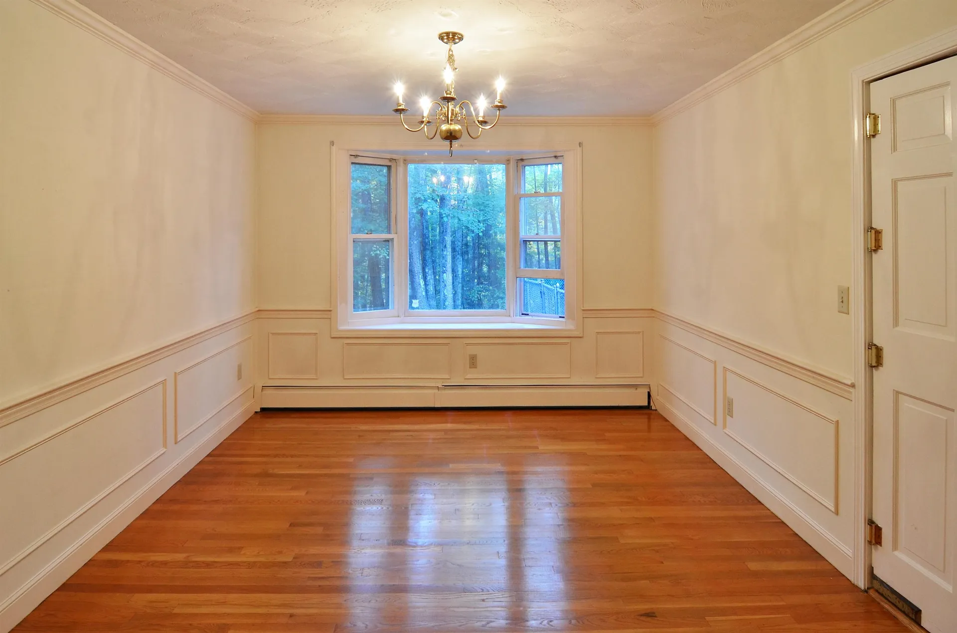 21 Oriole Drive Bedford NH 03110