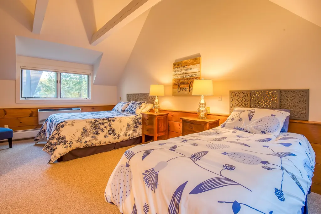 115 Springfield Point Road Wolfeboro NH 03894