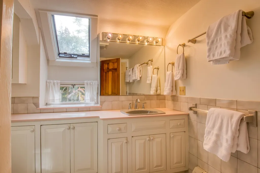 115 Springfield Point Road Wolfeboro NH 03894
