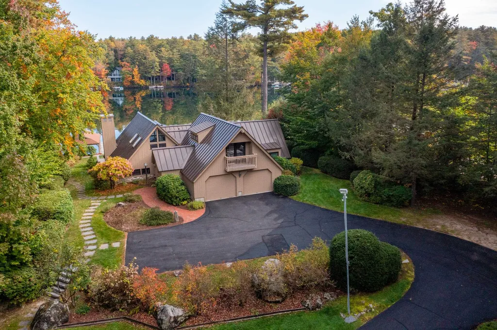 115 Springfield Point Road Wolfeboro NH 03894