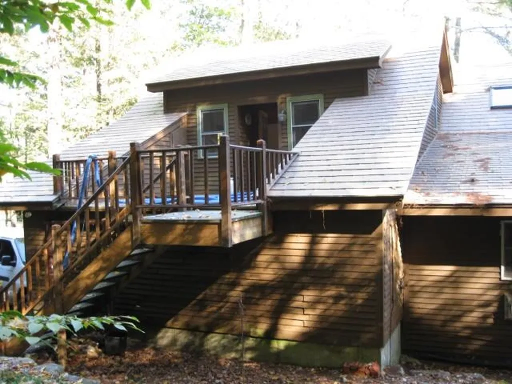 24 Hayward Drive Surry NH 03431