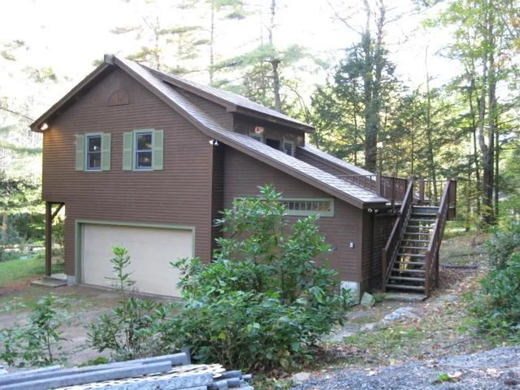 24 Hayward Drive Surry NH 03431