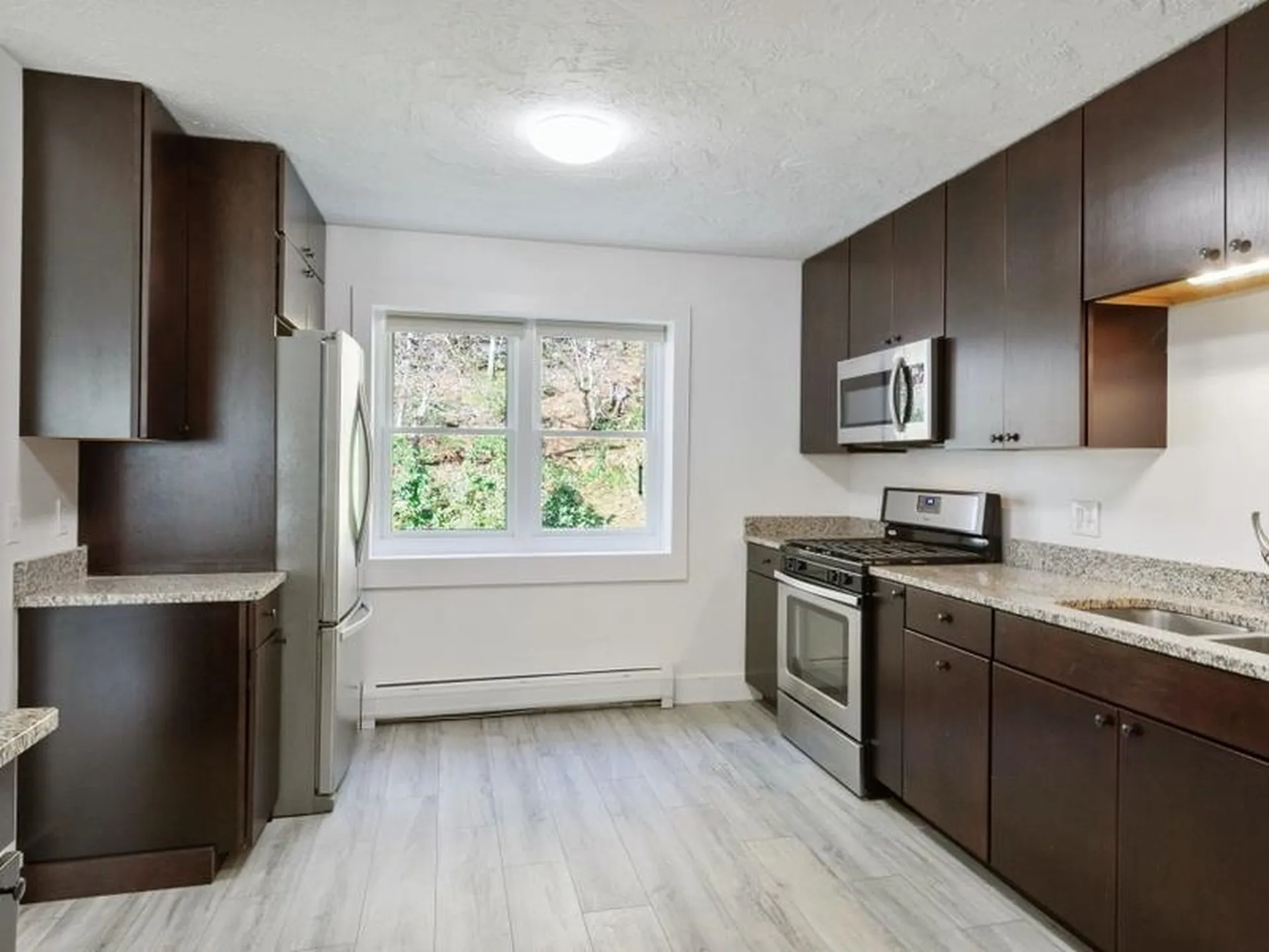 6 Oak Ridge Road Lebanon NH 03784
