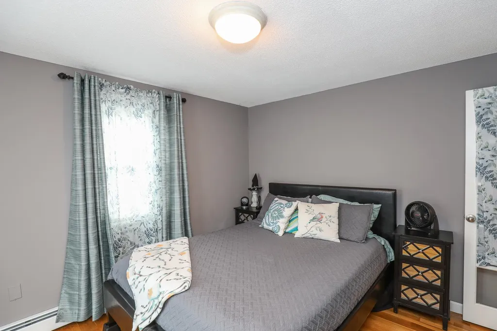 15 Mapleleaf Drive Nashua NH 03062