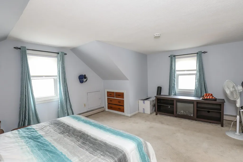15 Mapleleaf Drive Nashua NH 03062