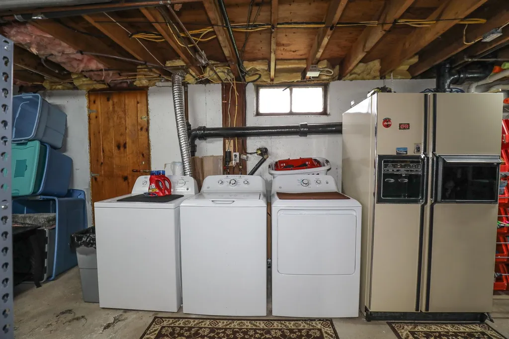 15 Mapleleaf Drive Nashua NH 03062
