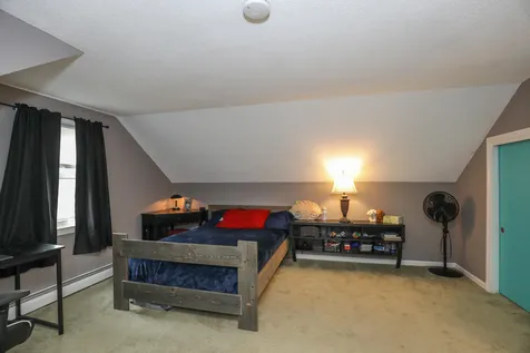 15 Mapleleaf Drive Nashua NH 03062