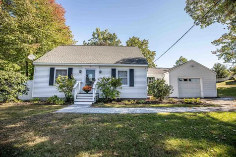 91 Elgin Avenue Manchester NH 03104