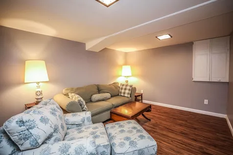 91 Elgin Avenue Manchester NH 03104